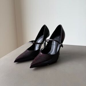 Zara Burgundy pointy high heels size 5